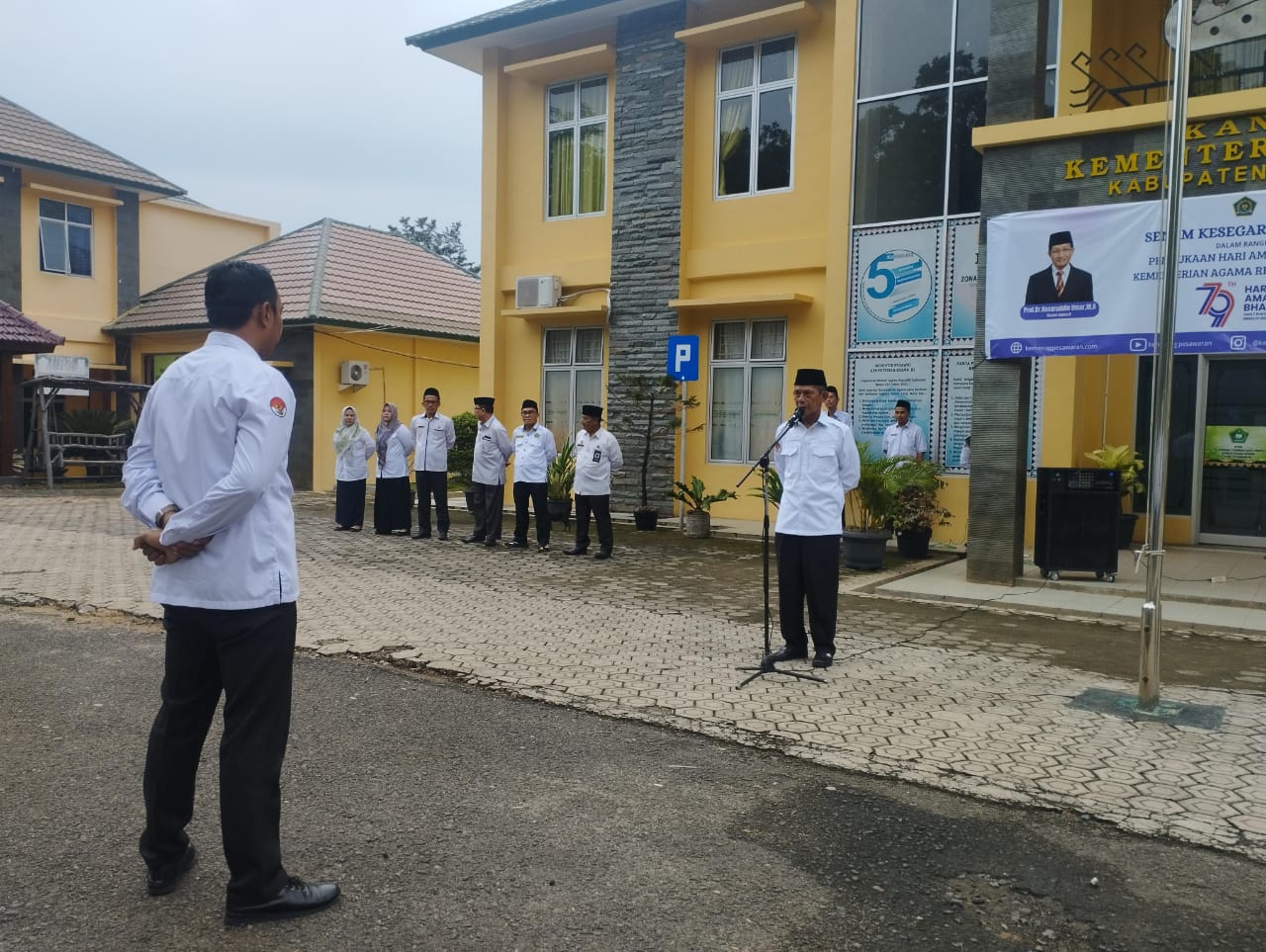 Pimpin Apel Senin, Farid Ajak Tunaikan Laporan Tertunda Jelang Akhir Tahun