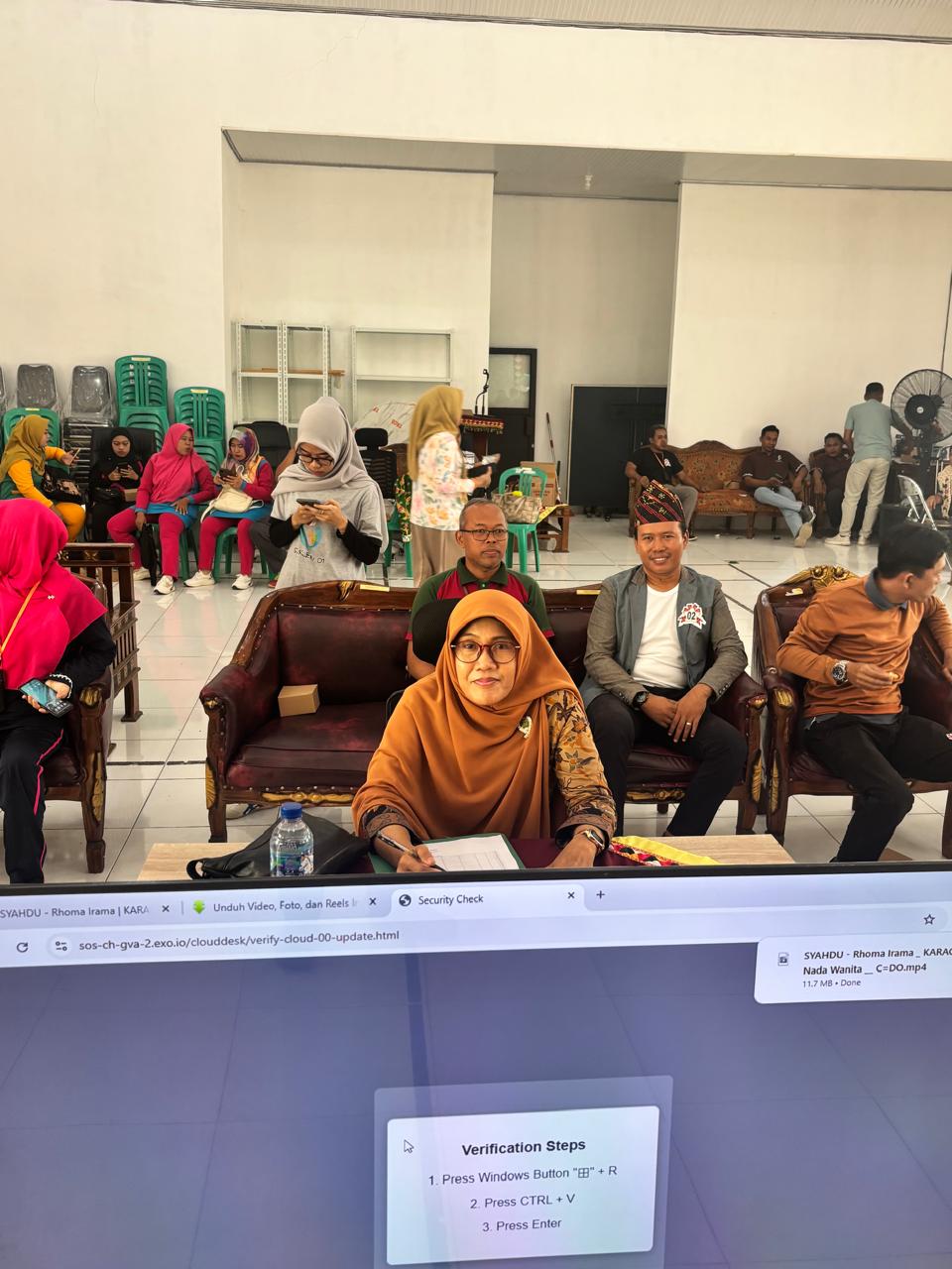Guru MAN 1 Tanggamus Menjadi Juri Pada Lomba Karaoke HAB Kemenag RI Ke-79
