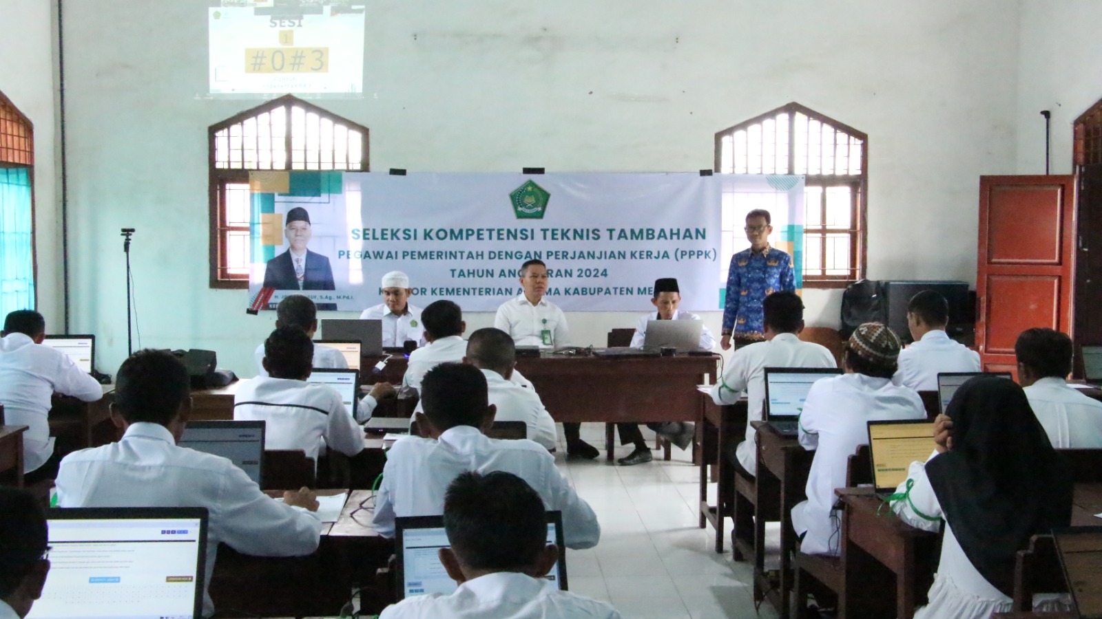Kepala Kemenag Mesuji Lakukan Monitoring Pelaksanaan SKTT PPPK Tahun 2024 di MTsN 1 Mesuji