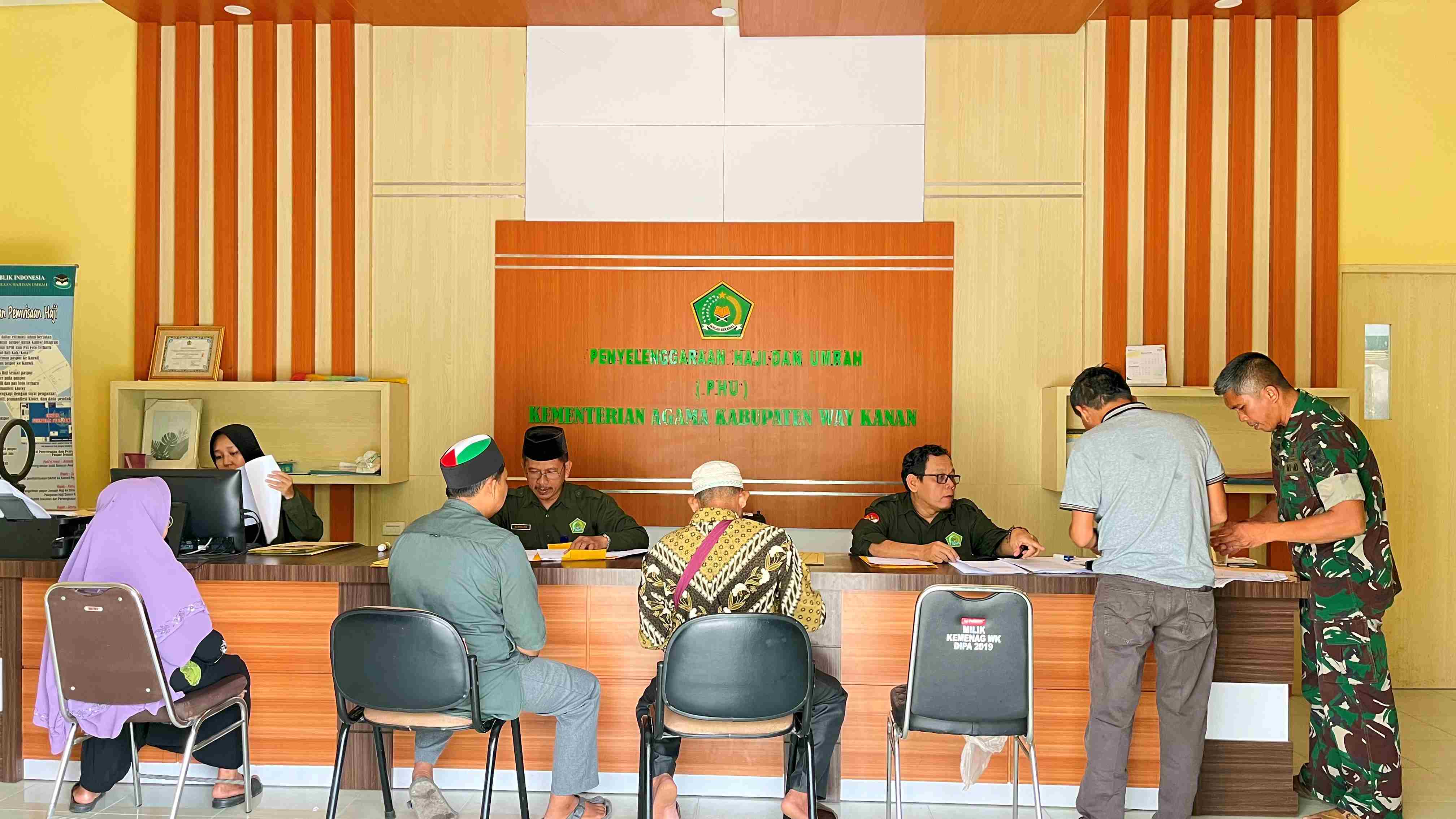 PHU Kemenag Way Kanan Lakukan Verifikasi dan Pemberkasan CJH Kuota Cadangan