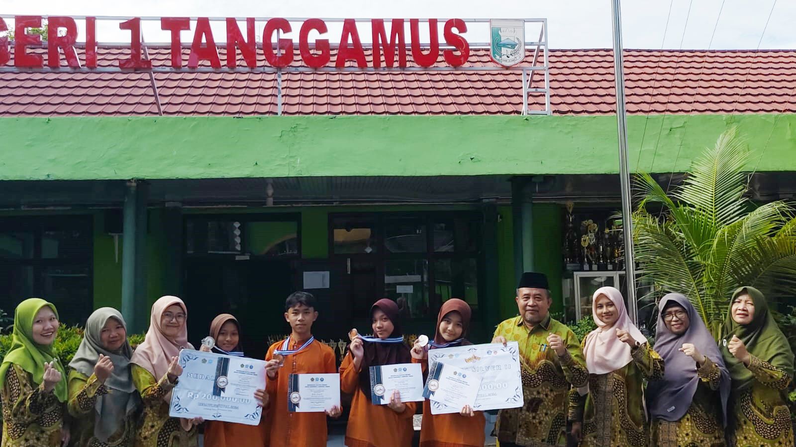 MTsN 1 Tanggamus Borong Medali di Begawi Fest 2024: Buktikan Keunggulan!