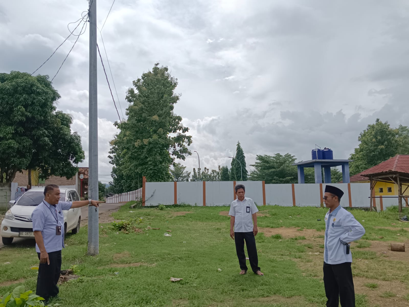 Langkah Awal Penting! H. Saiful Arfan Pimpin Survei Lokasi Kantor Baru KUA Pugung