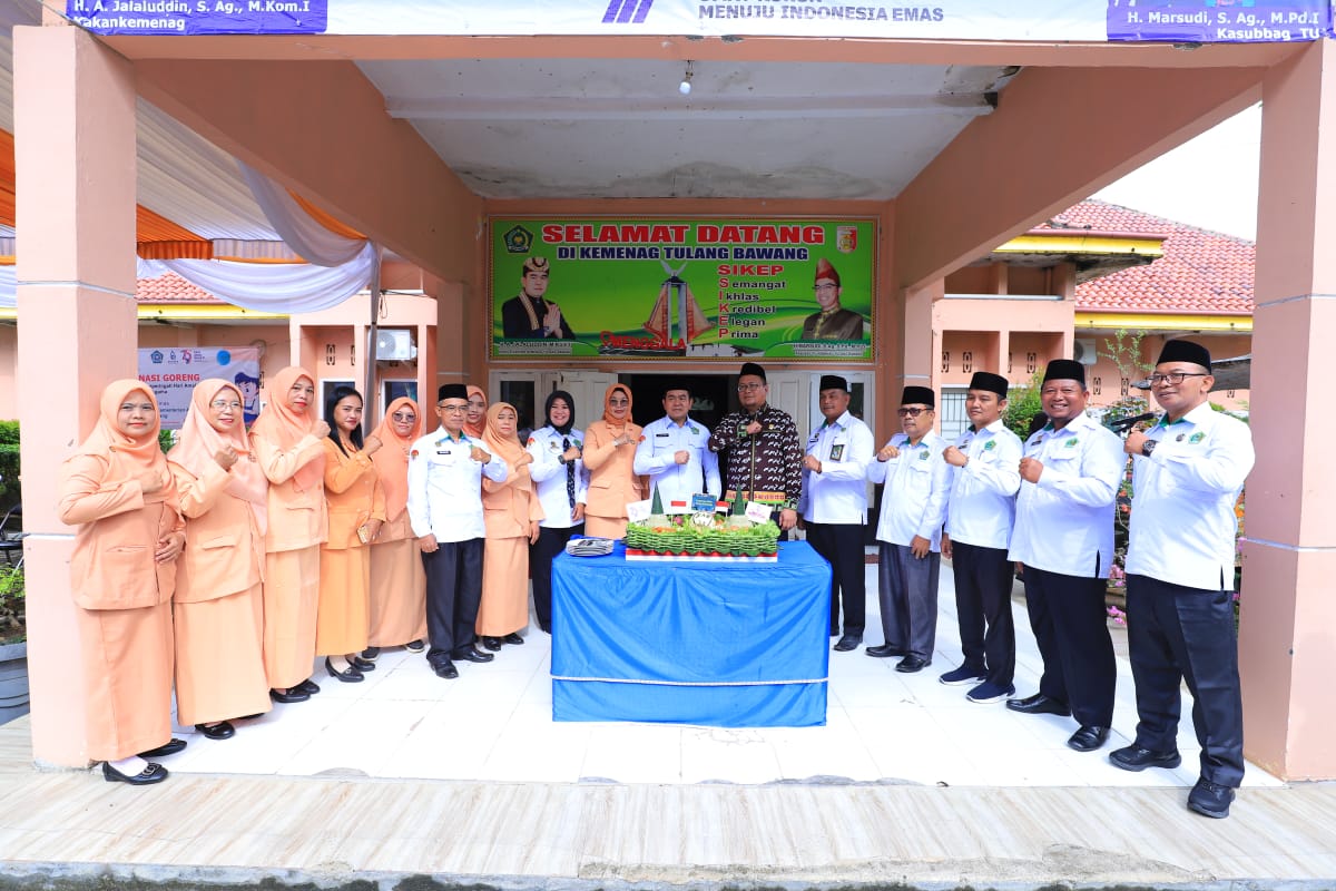 Pj. Sekda Tulang Bawang Bacakan Sambutan Tertulis Meteri Agama RI Saat Pimpin Upacara Peringatan HAB Ke 79 Yang Berlangsung Dengan Khidmat