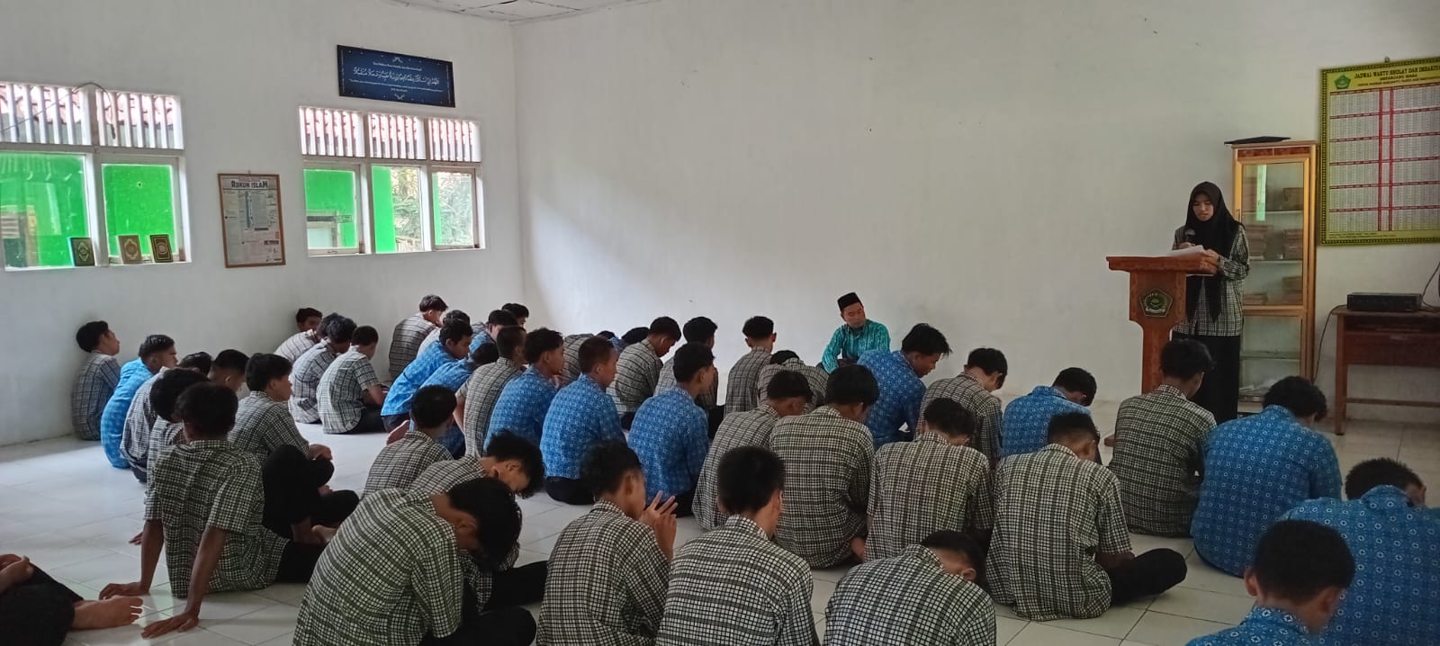 Pembiasaan Kultum Siswa MAN 1 Way Kanan, Menyuarakan Kewajiban Muslim terhadap Muslim Lainnya