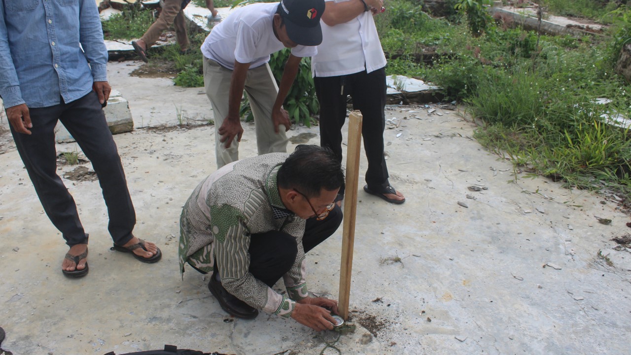 Langkah Pasti Bimas Islam: Pengukuran Arah Kiblat Demi Kesempurnaan Salat
