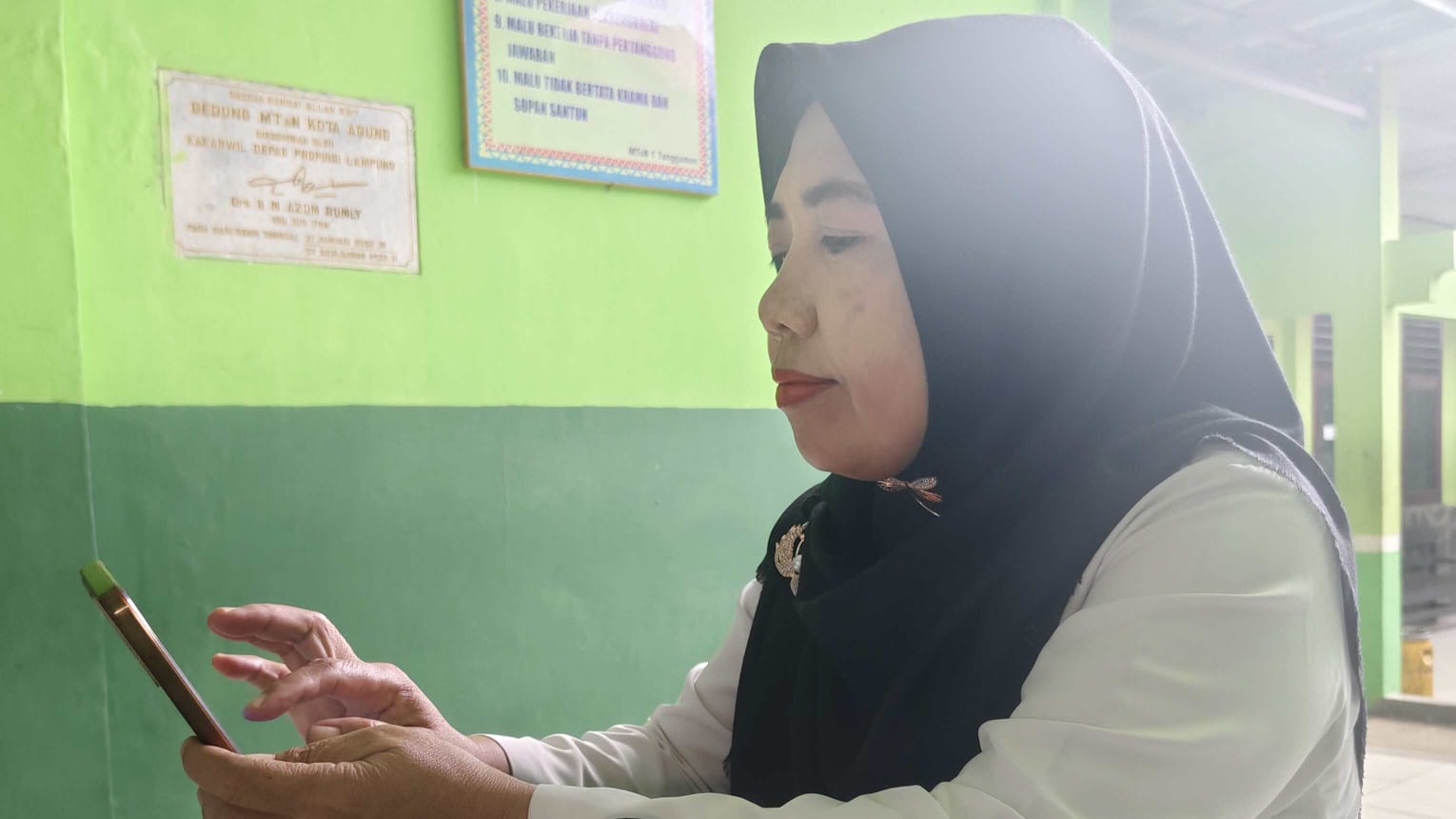 Digital dan Taat Pajak! Pegawai MTsN 1 Tanggamus Lapor SPT Tahunan 2024 Secara Online: Lebih Awal, Lebih Nyaman