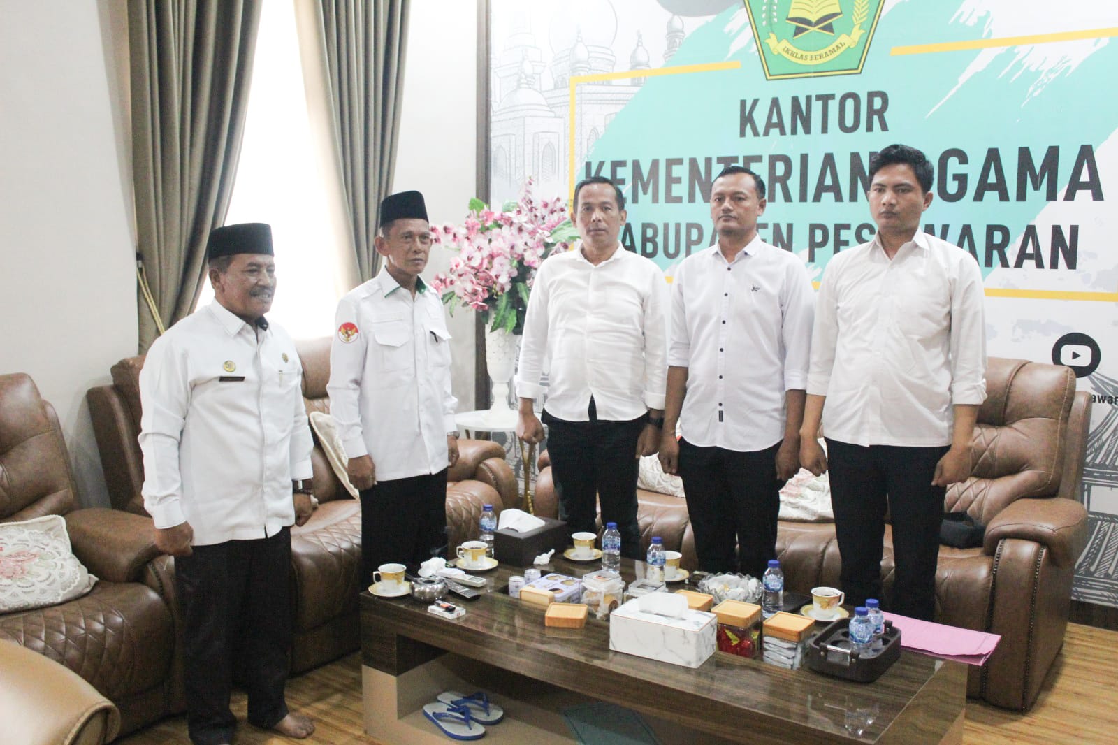 Kantor Kemenag Pesawaran Laksanakan Pemutaran Lagu Indonesia Raya Setiap Jam 10 Pagi