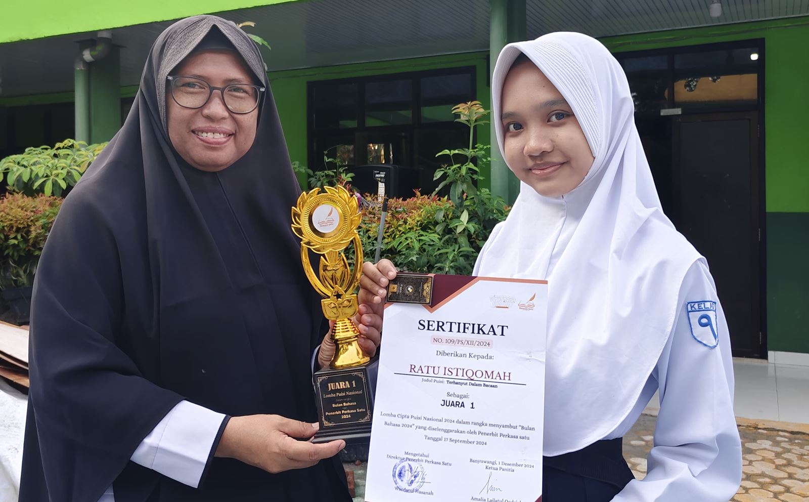 Ratu Istiqomah Juara 1 Lomba Cipta Puisi Nasional, H. Ramdani: Ini Bukti Kualitas Siswi MTsN 1 Tanggamus