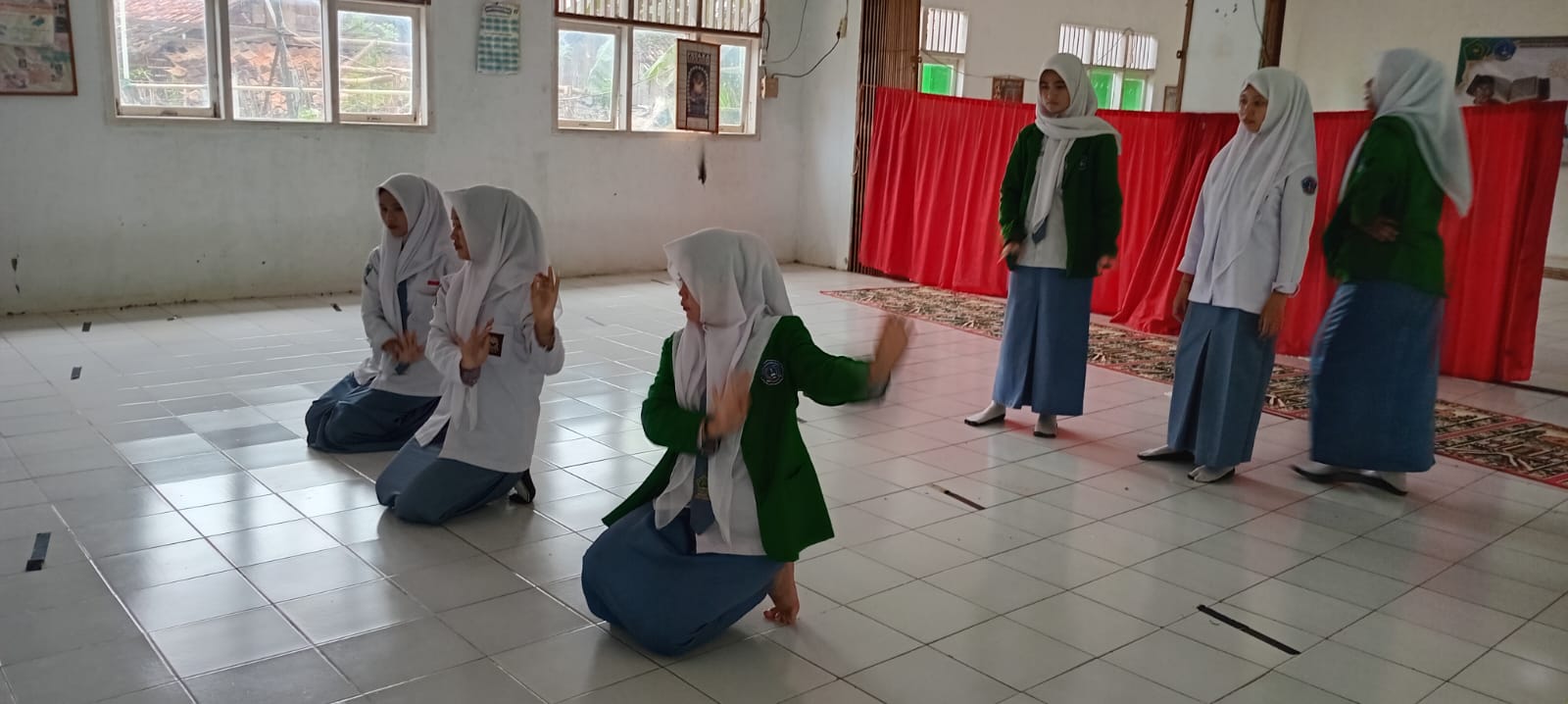Wujudkan Remaja Produktif, Pramuka MAN 1 Way Kanan Giat Latihan Tari