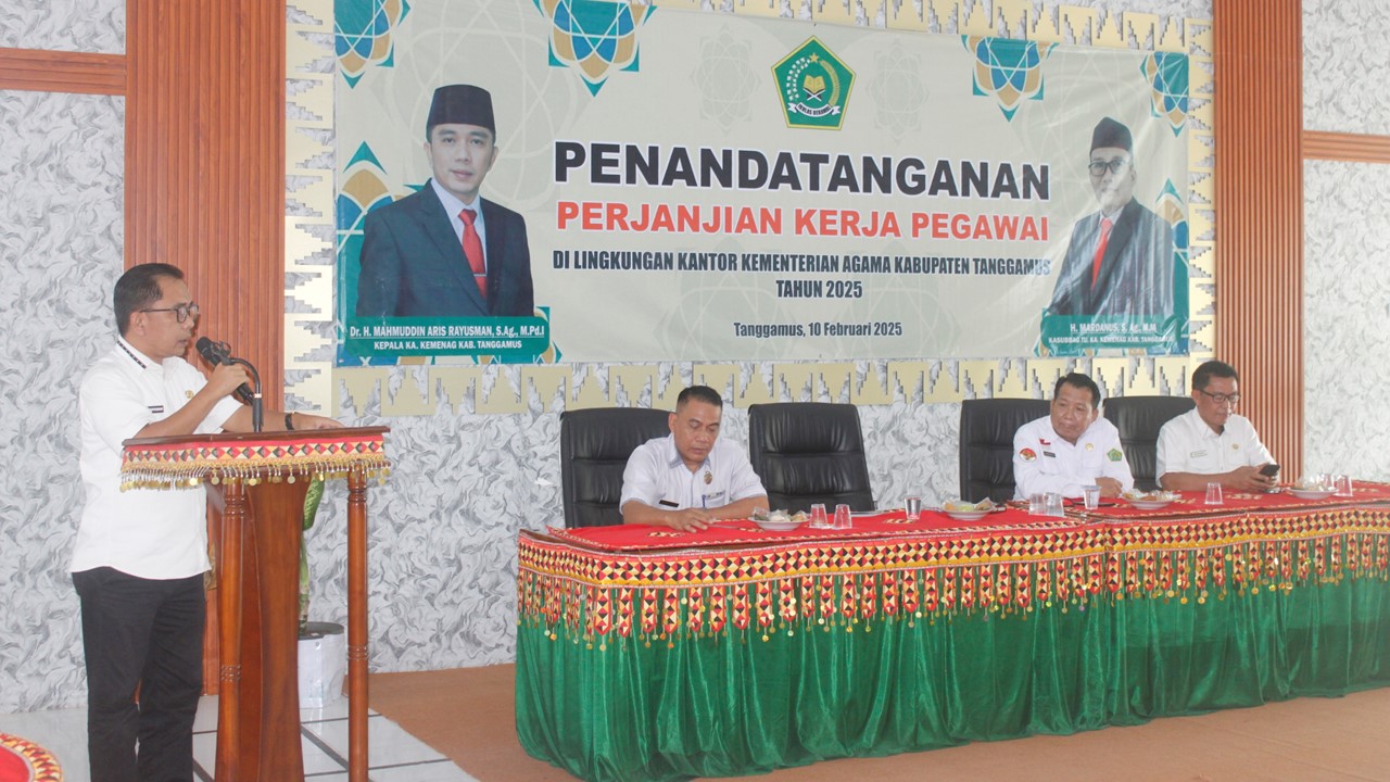 Penandatanganan Perjanjian Kerja Pegawai Honorer Kemenag Kabupaten Tanggamus: Langkah Maju Menuju Profesionalisme