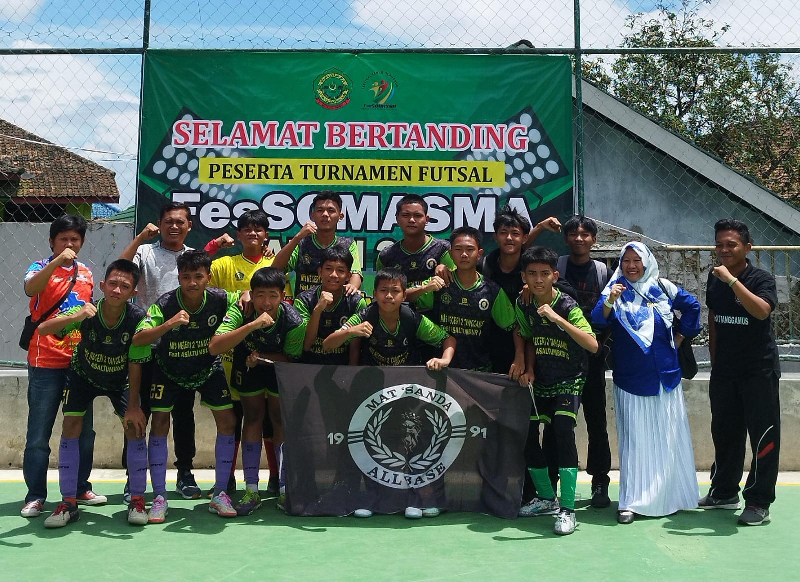 Tim Futsal MTsN 2 Tanggamus Juara 1  dalam Festival Seni dan Olahraga Madrasah Aliyah Mathla’ul Anwar Gisting