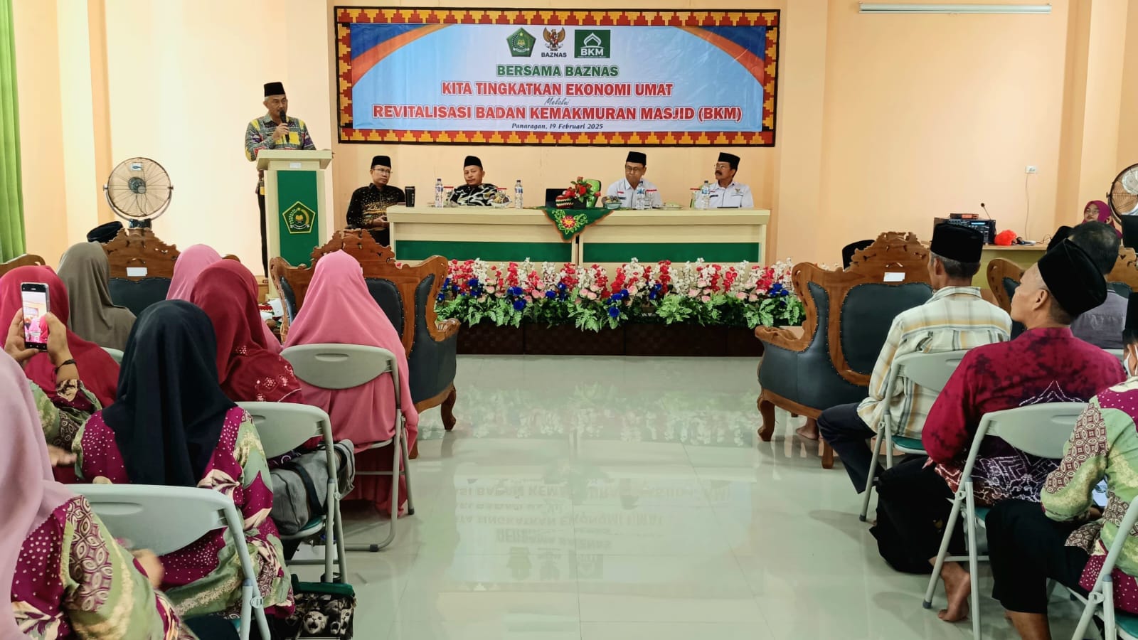 Baznas dan Kemenag Tulang Bawang Barat Berkolaborasi, Salurkan Bantuan UMKM
