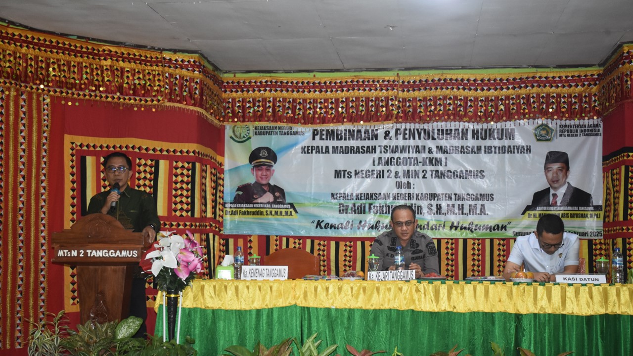 Kepala Kemenag Tanggamus Buka Penyuluhan Hukum untuk Kepala Madrasah bersama Kepala Kejari Tanggamus