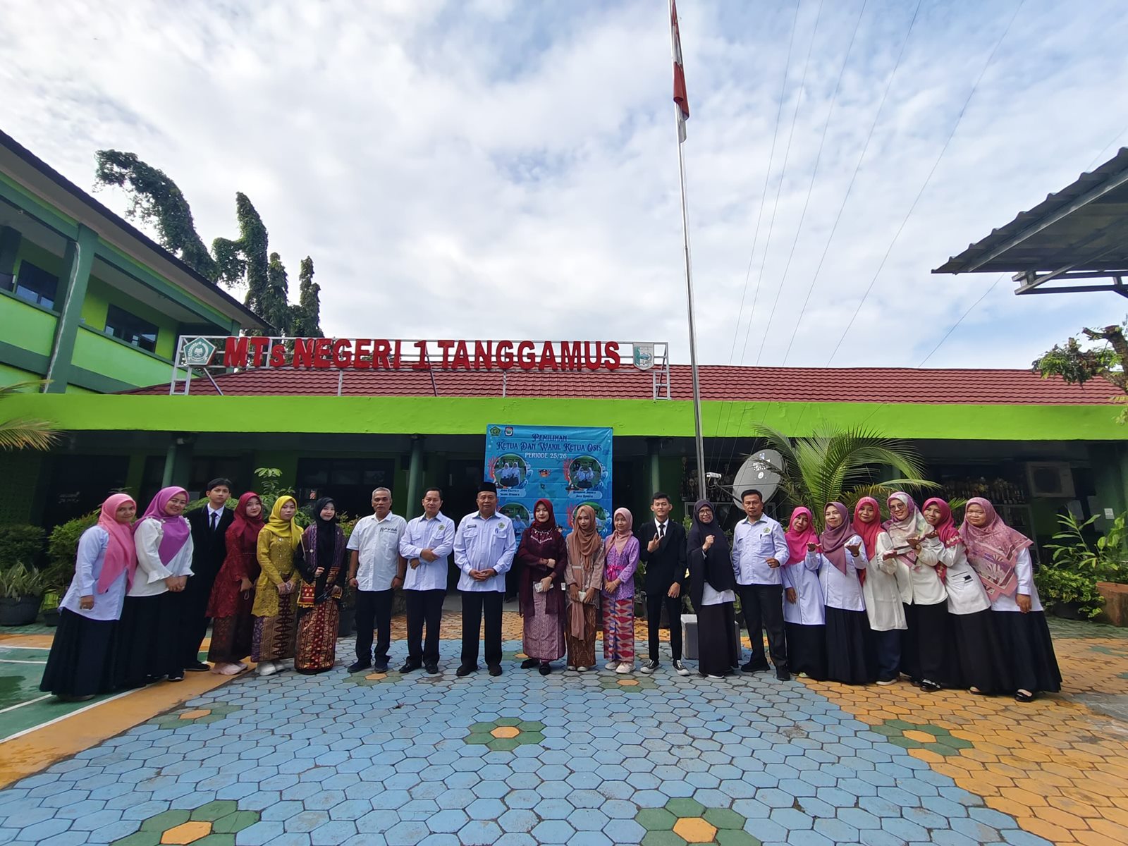 Membangun Generasi Demokratis! Pemimpin Masa Depan Terbentuk di MTsN 1 Tanggamus Melalui Pesta Demokrasi P5