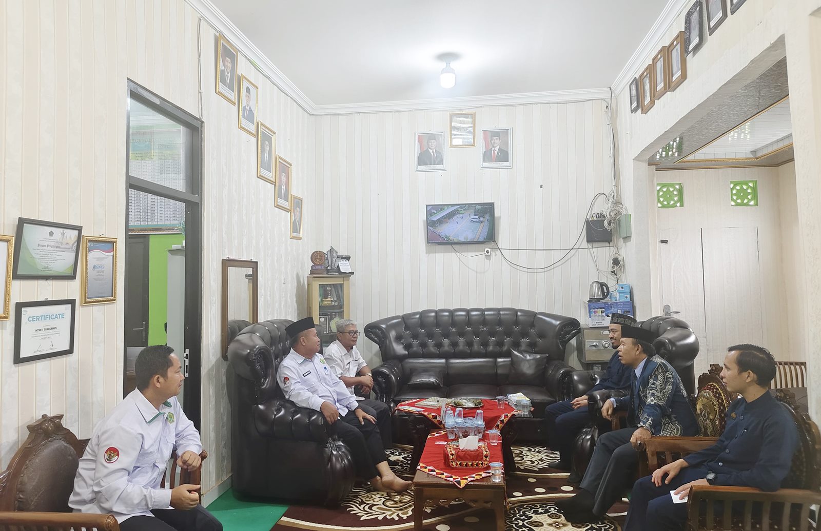 Prof. Ujang Suparman Kenalkan JaNIC-BoS: Peluang Pendidikan Berbasis Internasional untuk Siswa MTsN 1 Tanggamus