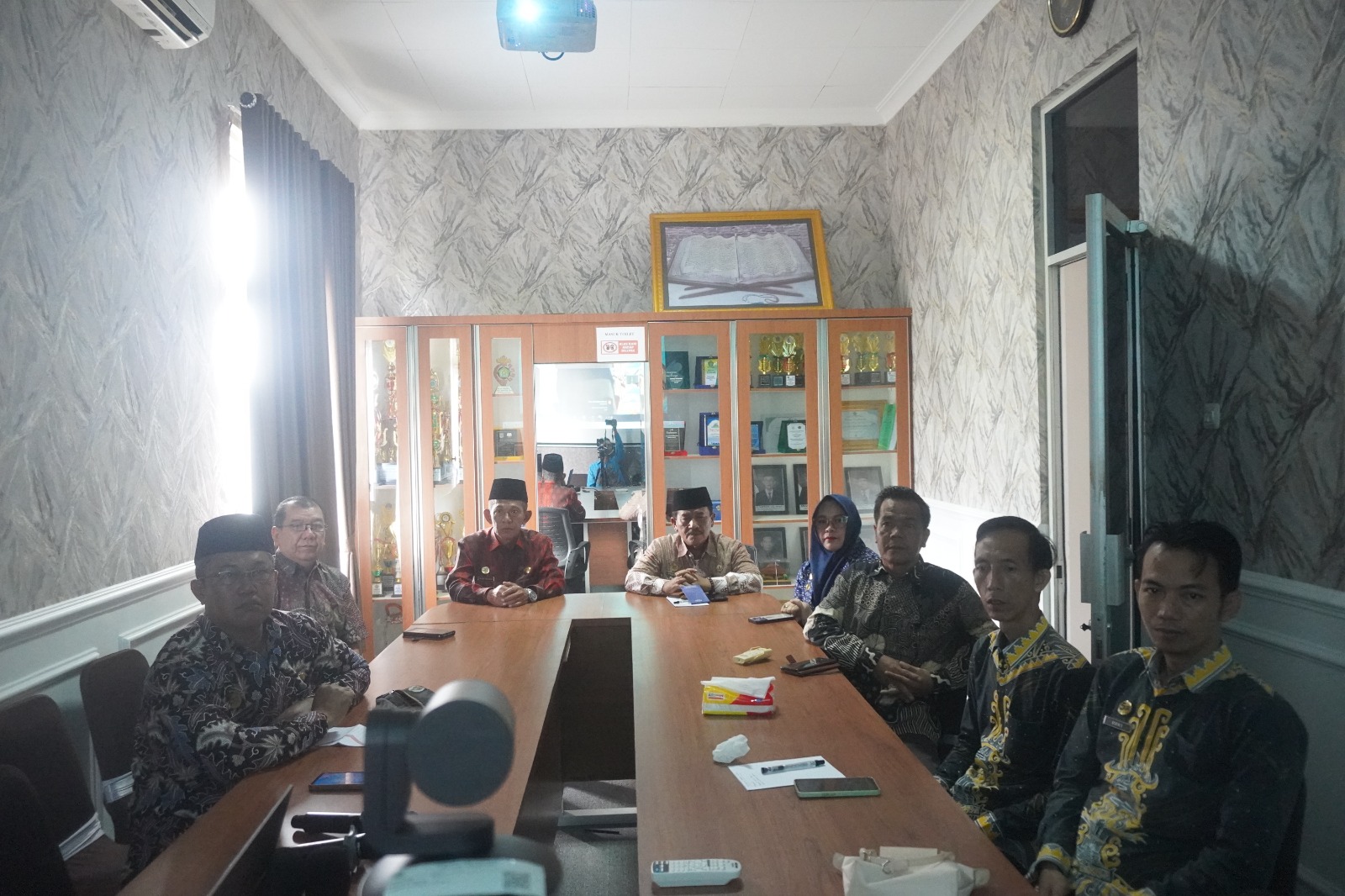 Sinergi Membangun Kerukunan: Kemenag Pesawaran Ikuti Zoom Meeting Strategi Peningkatan Indeks Kerukunan 2025
