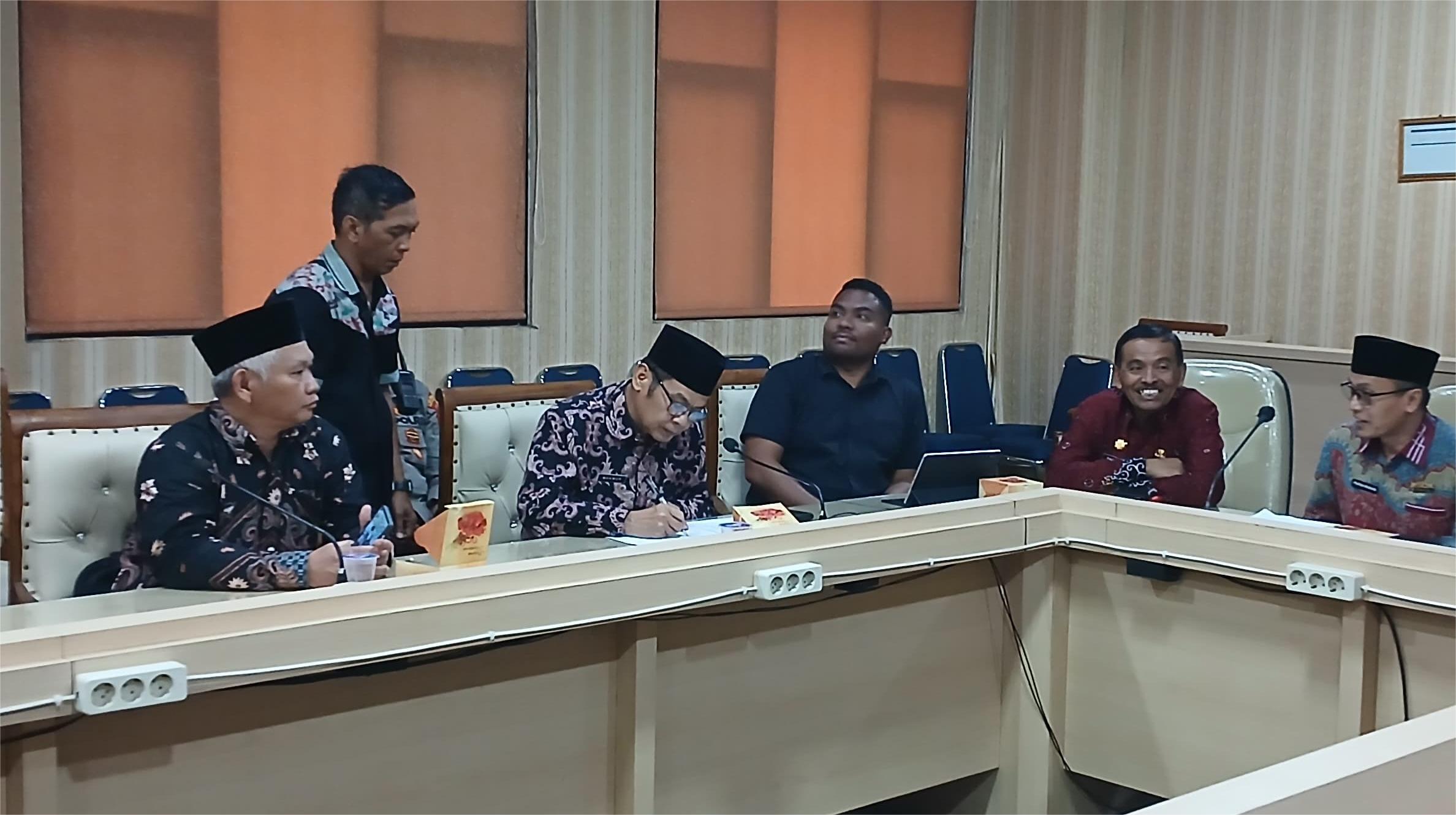 Rakor FKUB Kota Bandar Lampung: Kakan Kemenag Hadiri Penandatanganan Himbauan Bersama Jelang Ramadan 1446 H/2025 M