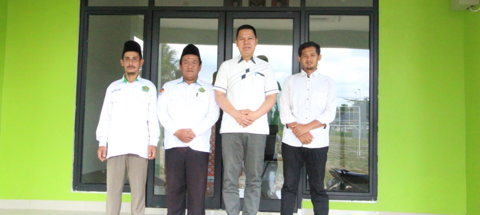 Kepala Kemenag Mesuji Tinjau Gedung SBSN KUA Panca Jaya, Pastikan Pelayanan Optimal