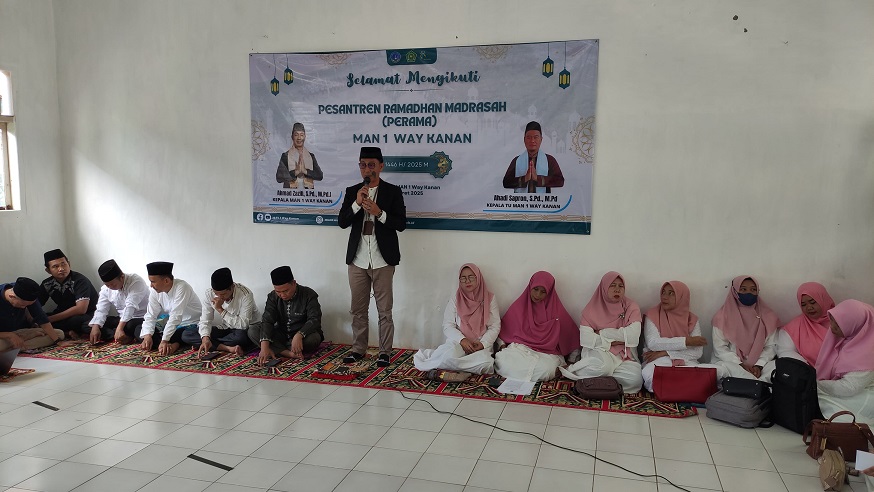 Penutupan Pesantren Ramadhan MAN 1 Way Kanan: Meningkatkan Iman, Ilmu, dan Kepedulian Sosial Siswa