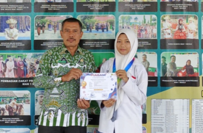 Siswi MAN 1 Mesuji Raih Emas di Indonesian Future Science Olympiad, Kemenag Beri Apresiasi
