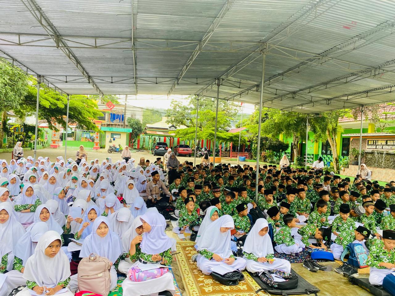 Pesantren Kilat, Tingkatkan Kualitas Iman dan Taqwa Siswa MIN 2 Lambar
