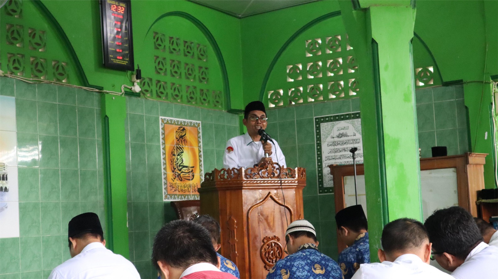 Taushiyah Kultum Ba’da Zuhur: Ustadz Muslihin Ajak Jamaah Istiqamah Pasca Ramadan