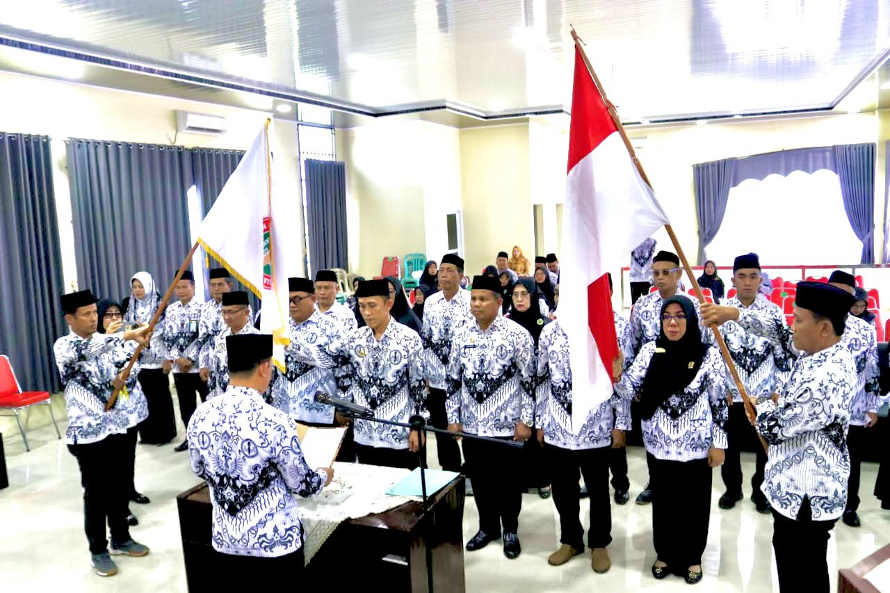 Pengurus PGRI Cabang Khusus Kemenag Lampung Utara Resmi Dilantik