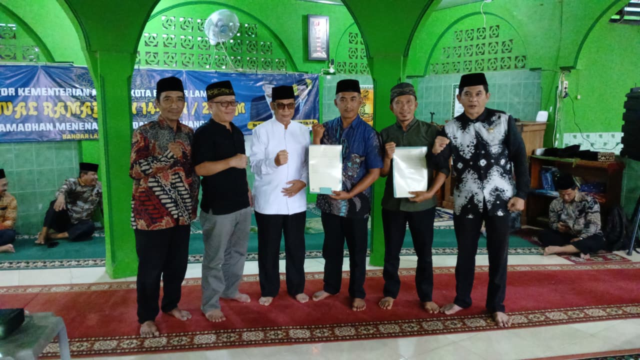 Penyerahan Sertifikat Tanah Wakaf Digelar di Festival Ramadhan 1446 H / 2025 M Kemenag Kota Bandar Lampung