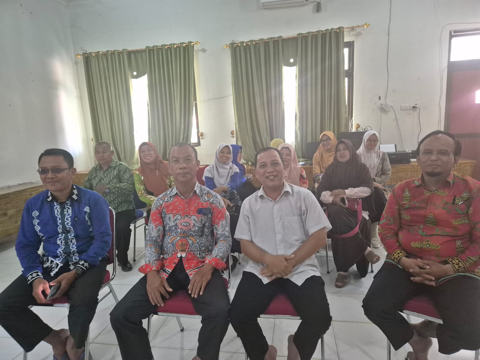 Jelang Pemetaan Kompetensi Calon Siswa Baru, Kepala MTsN 1 Lampung Utara Berikan Penguatan kepada Tim Penguji