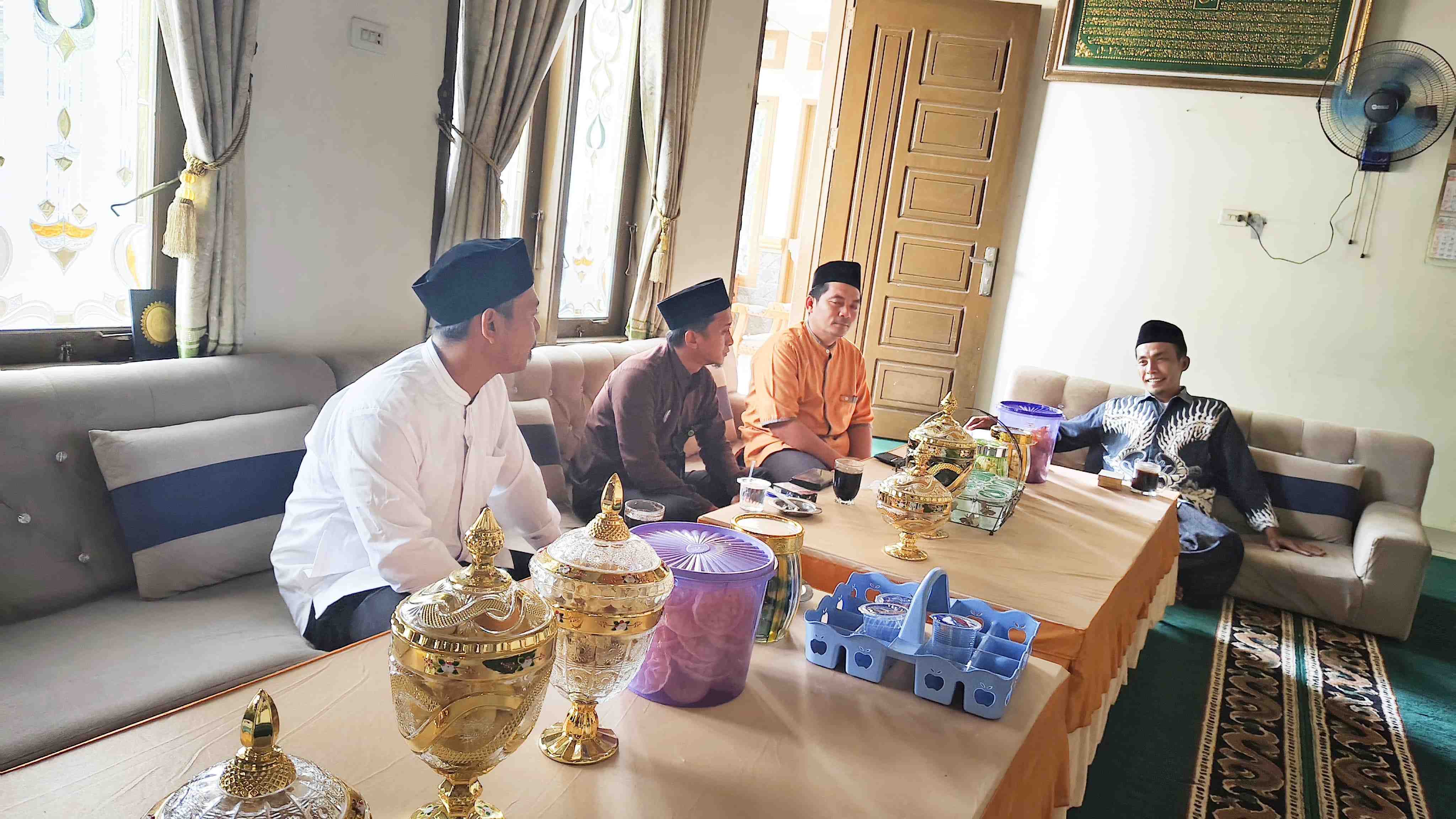 Jalin Sinergitas Pembinaan Keagamaan dan Momentum Idul Fitri, KUA Pakuan Ratu Silaturahmi ke Ponpes Al-Falakhussa'adah