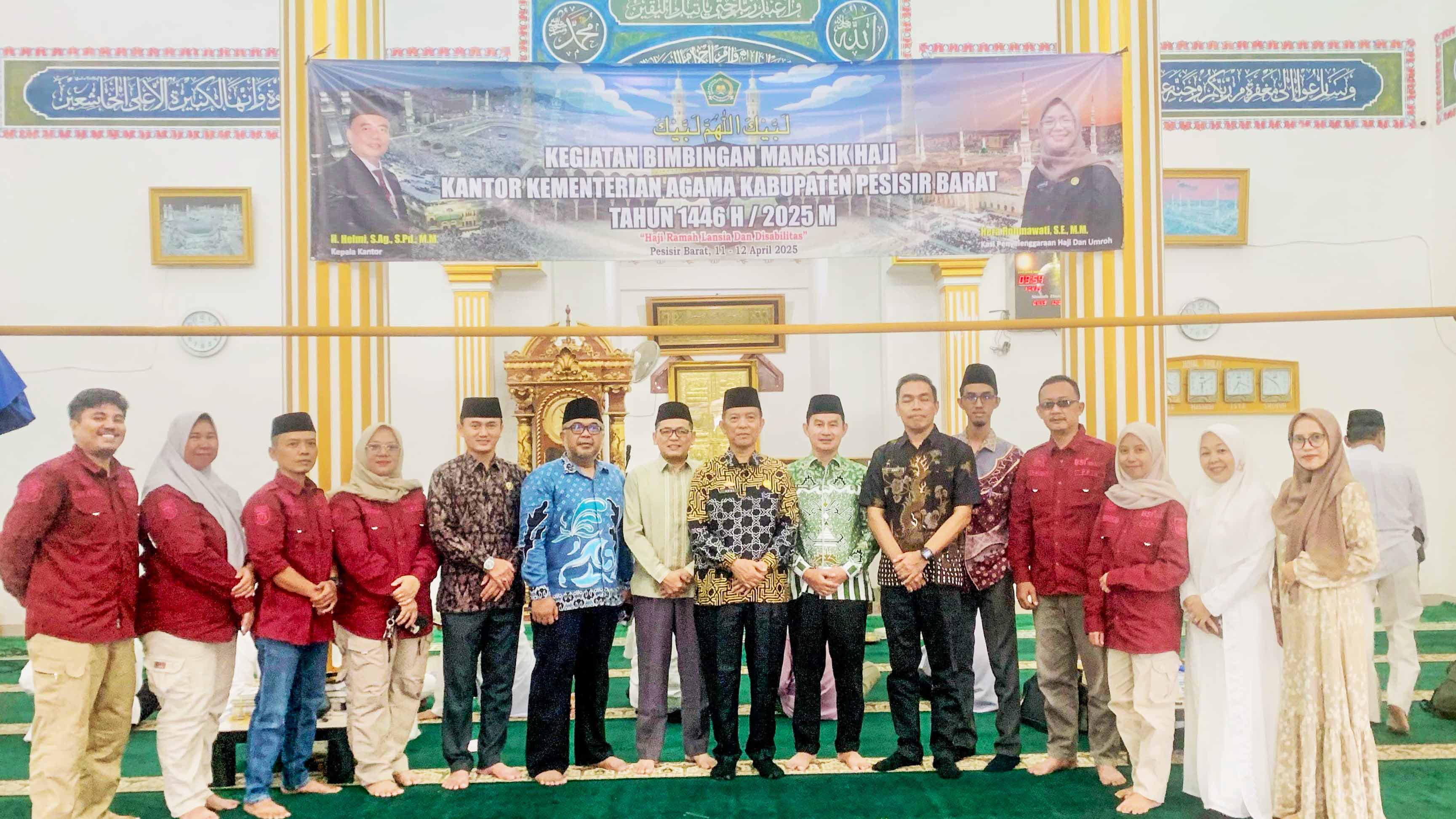 Kemenag Pesisir Barat Gelar Bimbingan Manasik Haji 1446 H/2025 M untuk 45 Calon Jemaah