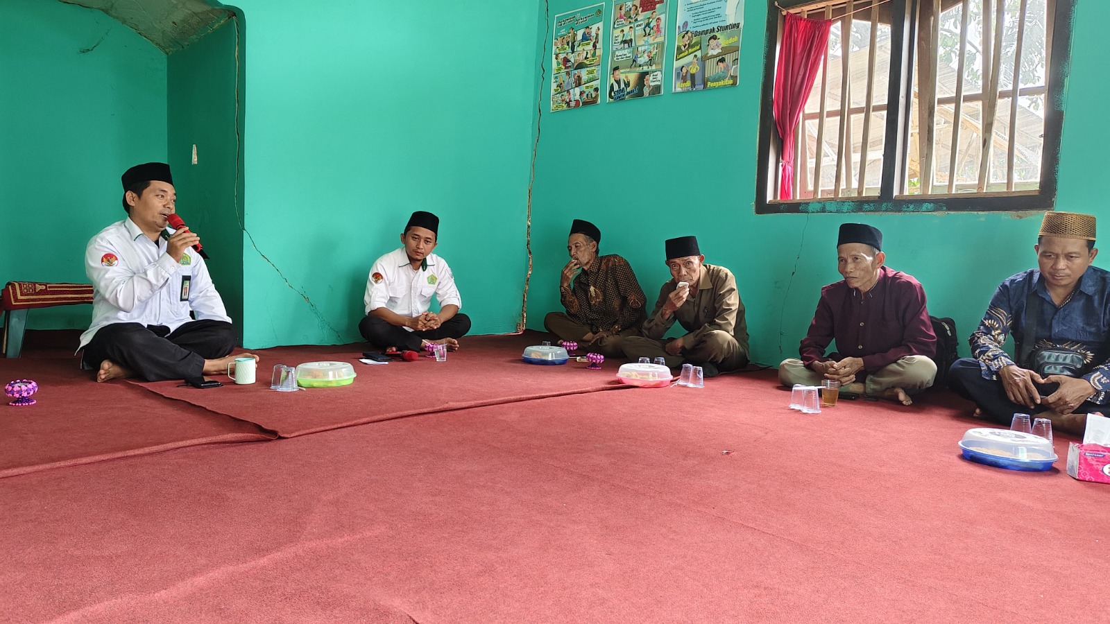 Jalin Sinergitas, KUA Pakuan Ratu Gelar Halal Bihalal dan Bahas Isu Keagamaan Bersama Koordinator Keagamaan Kampung se-Kecamatan Pakuan Ratu