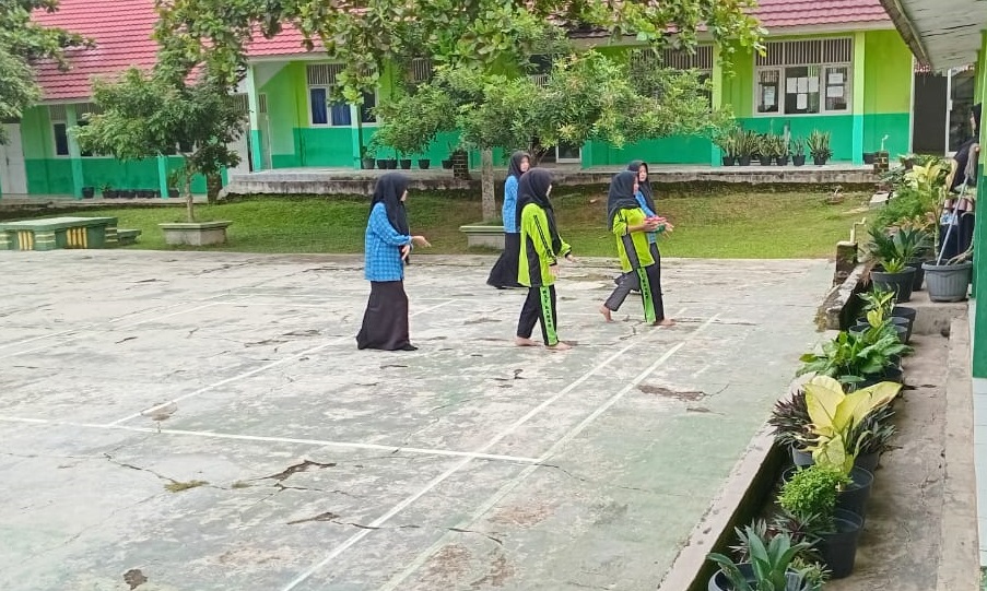 Aktualisasi Nilai Budaya Lokal dalam Momentum Perpisahan Kelas 12: Perspektif Ekstrakurikuler Tari MAN 1 Way Kanan