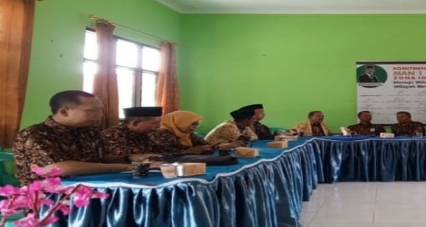 Rakor APSI di MAN 1 Way Kanan: Kolaborasi Strategis Pengawas Pendidikan Menuju Pengawasan yang Inovatif dan Adaptif