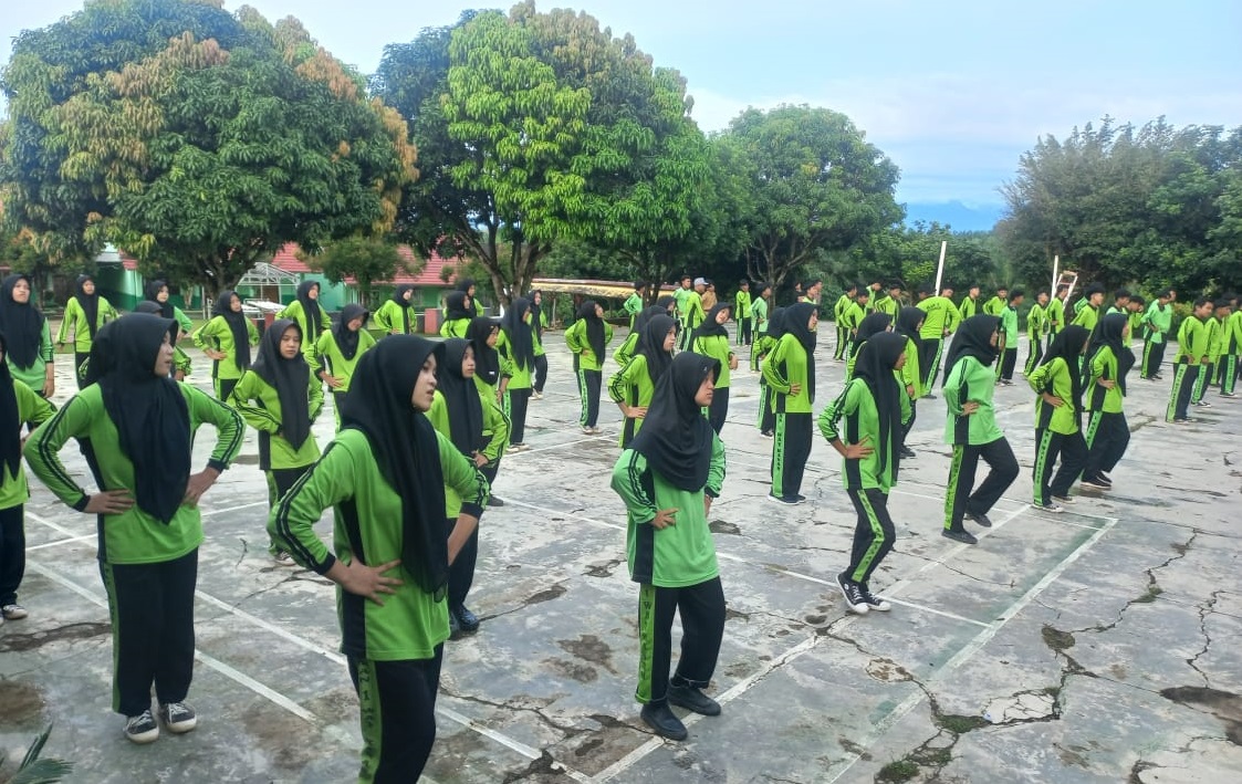 Integrasi Kegiatan Fisik dalam Pendidikan: Efektivitas Senam Sehat di MAN 1 Way Kanan