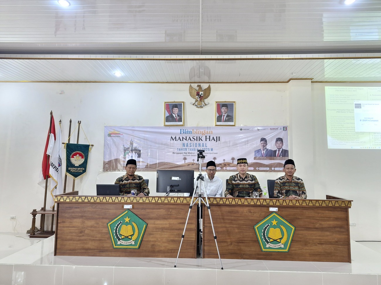 Jamaah Calon Haji Kabupaten Pringsewu Ikuti Bimbingan Manasik Haji Nasional sekaligus Manasik Haji Gelombang II di Pringsewu