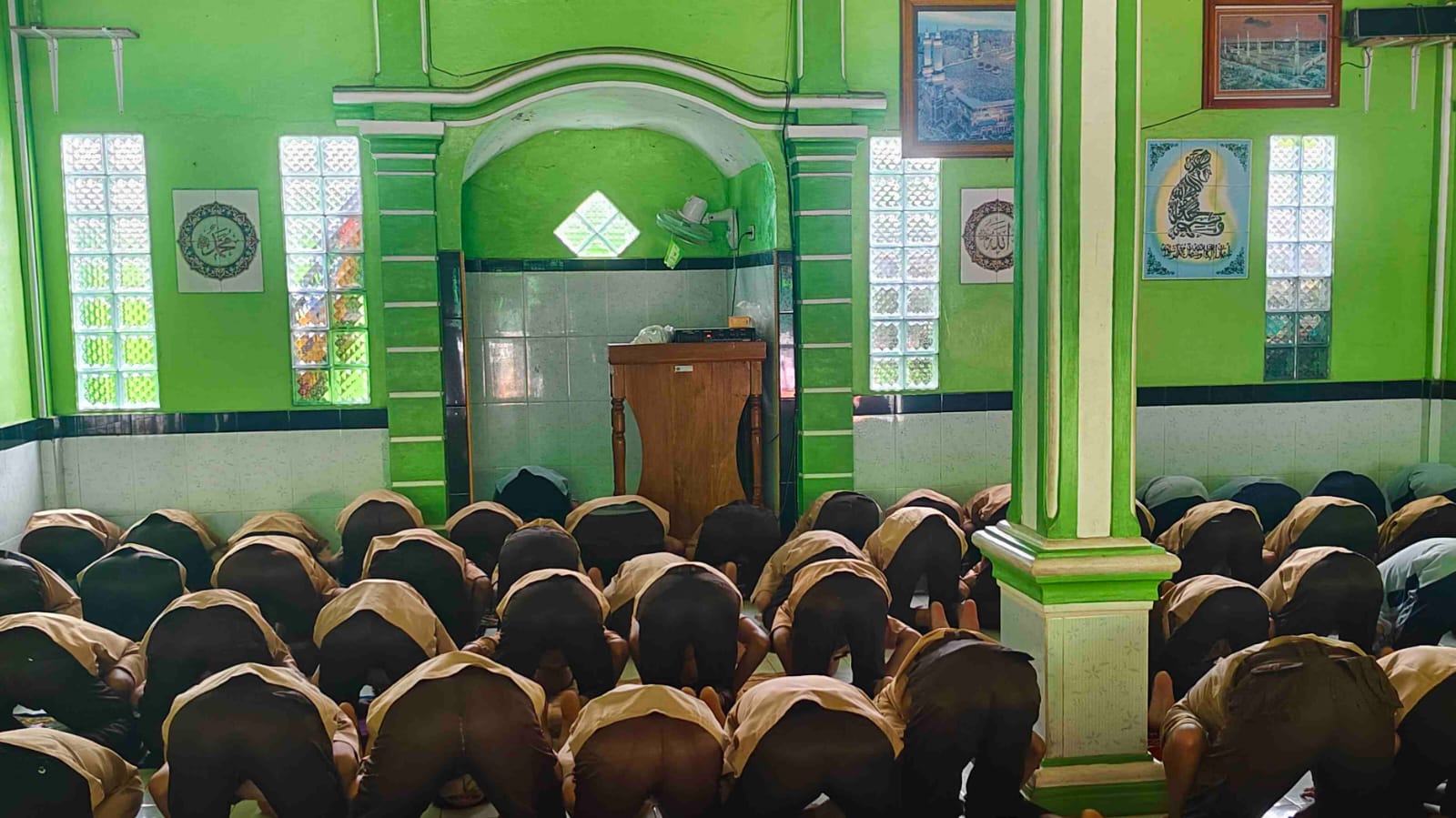 Menguatkan Karakter Siswa MTsN 1 Tanggamus: Sholat Dhuha dan Pesan Adab Lisan sebagai Pondasi Utama Pembentukan Akhlak Mulia