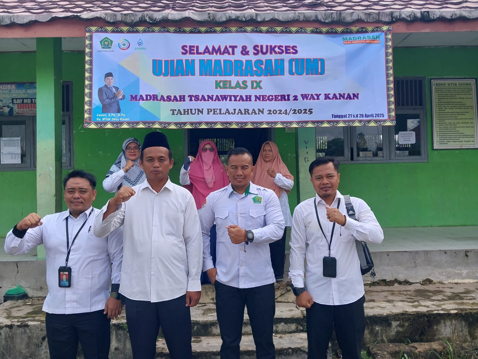 Kepala Pokjawas Kemenag Way Kanan Monitoring Ujian Madrasah di MTsN 2 Way Kanan