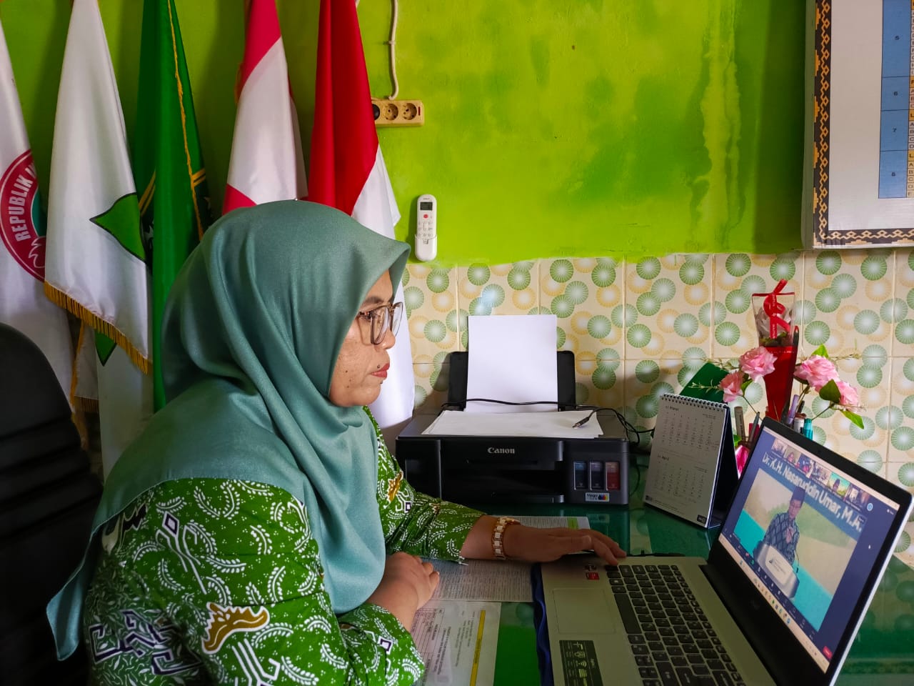 Kepala MIN 1 Way Kanan Ikuti Kegiatan Lounching Gerakan Penanaman 1 Juta Pohon Matoa