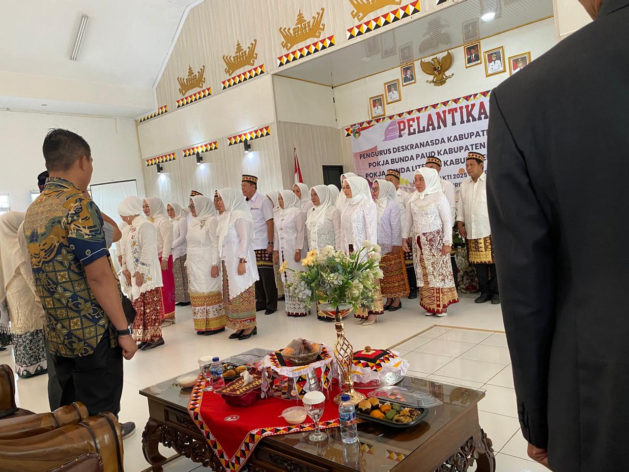 Sinergi Pendidikan dan Budaya: Pengawas Madrasah Hadiri Pelantikan Pengurus Dekranasda, Bunda PAUD, dan Literasi Tanggamus