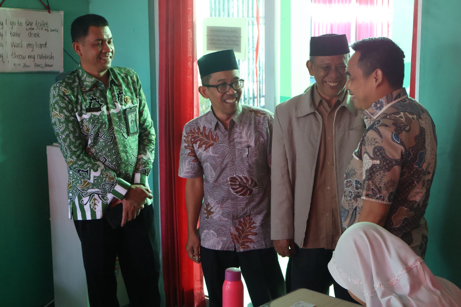 Kabid Penmad Kanwil Kemenag Lampung Lakukan Monev Ujian Madrasah di MTsN 1 Pringsewu