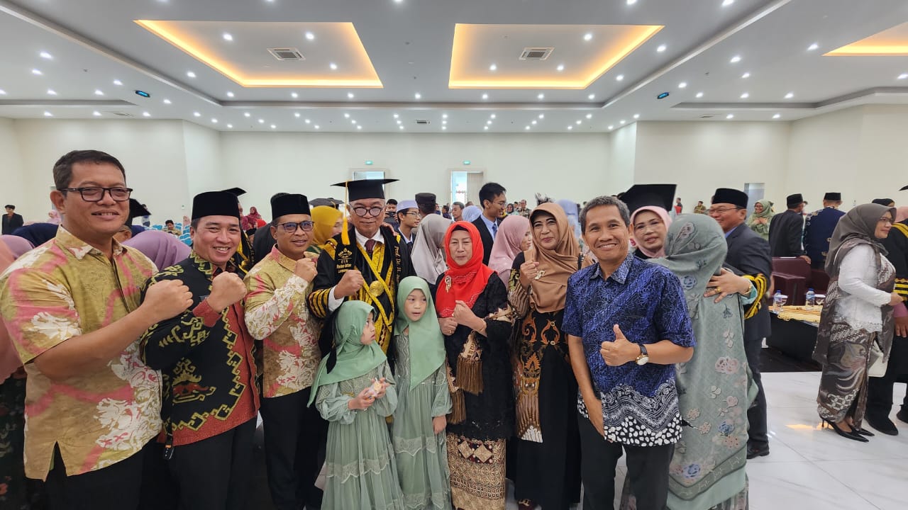 Kepala MAN 1 Bandar Lampung Hadiri Pengukuhan Guru Besar di UIN Raden Intan Lampung