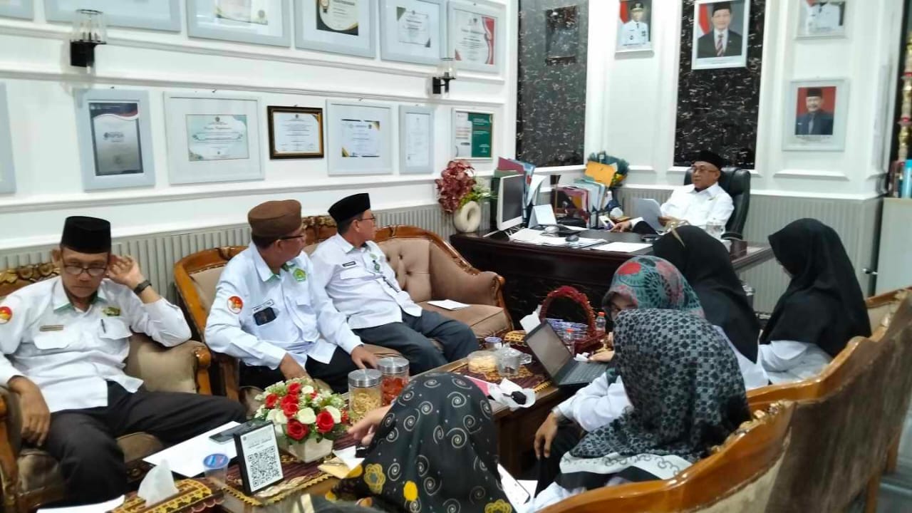 MAN 2 Bandar Lampung Laksanakan Rapat Kelulusan Siswa Kelas XII Tahun Pelajaran 2024/2025