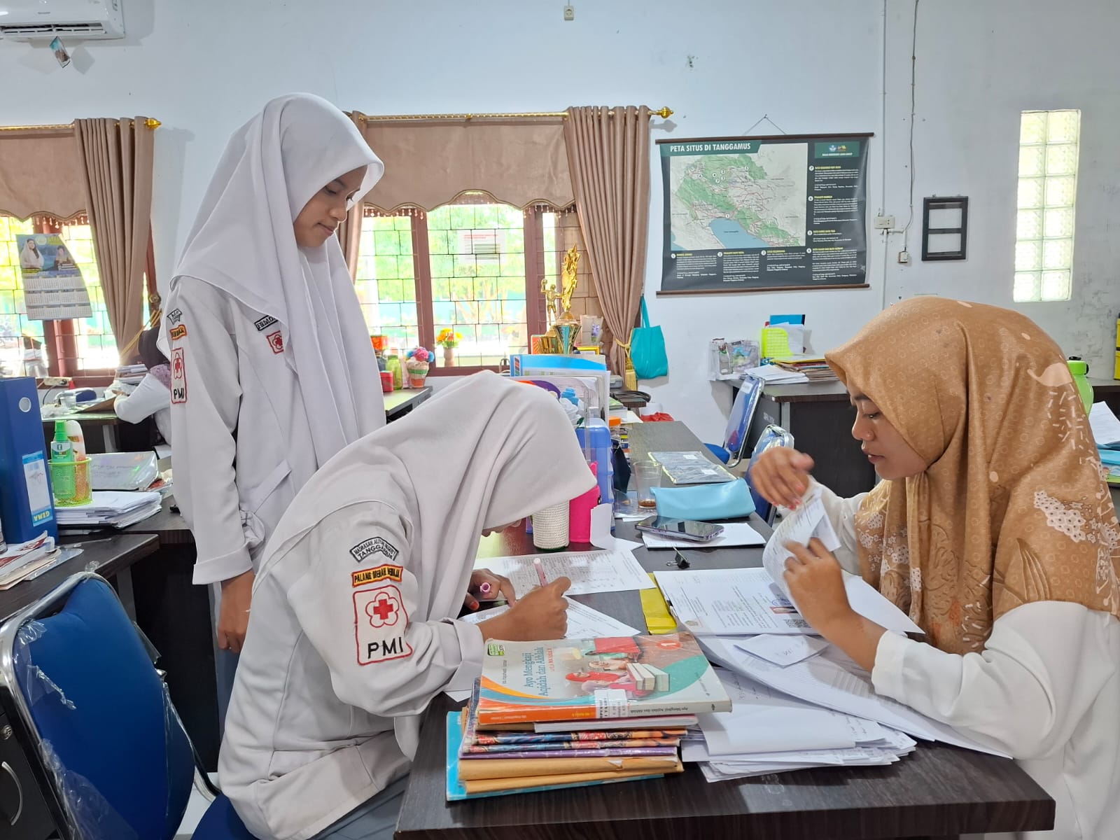 Selamat! Pengumuman Kelulusan Peserta Didik Kelas XII MAN 1 Tanggamus dan Pembagian Surat Keterangan Lulus (SKL)