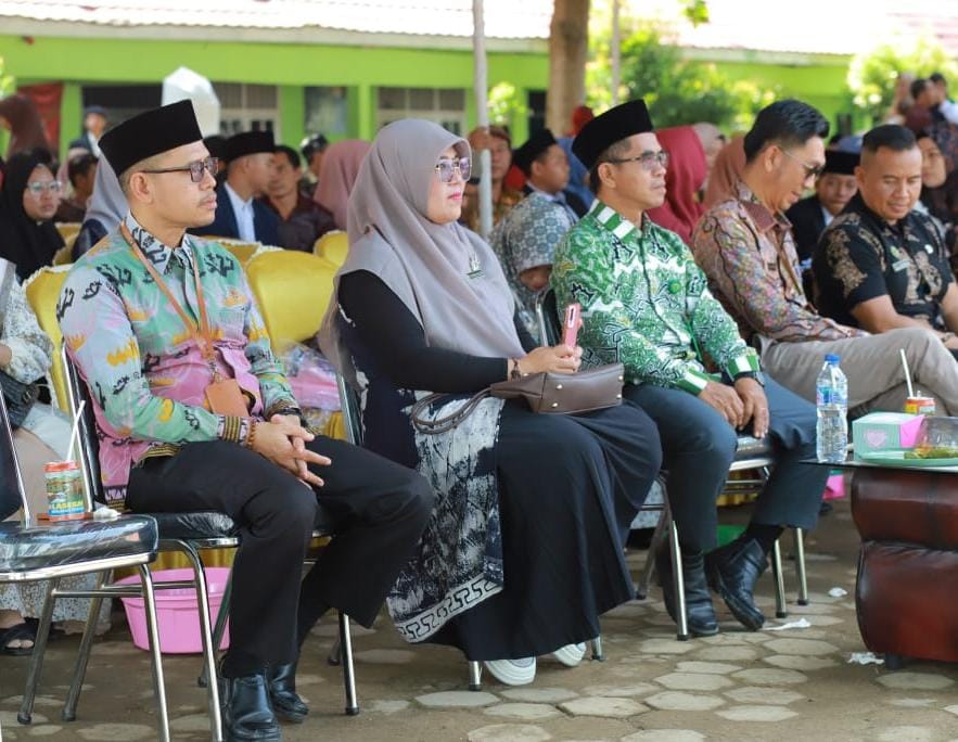 PLT.Kepala MIN 2 Way Kanan Hadiri Acara Pelepasan Siswa /siswi MTsN 1 Way Kanan