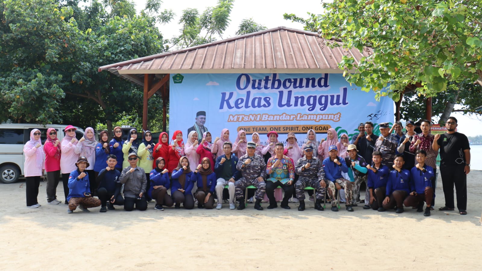 Outbound Kelas 9 Program Unggul MTsN 1 Bandar Lampung: Edukatif dan Penuh Semangat