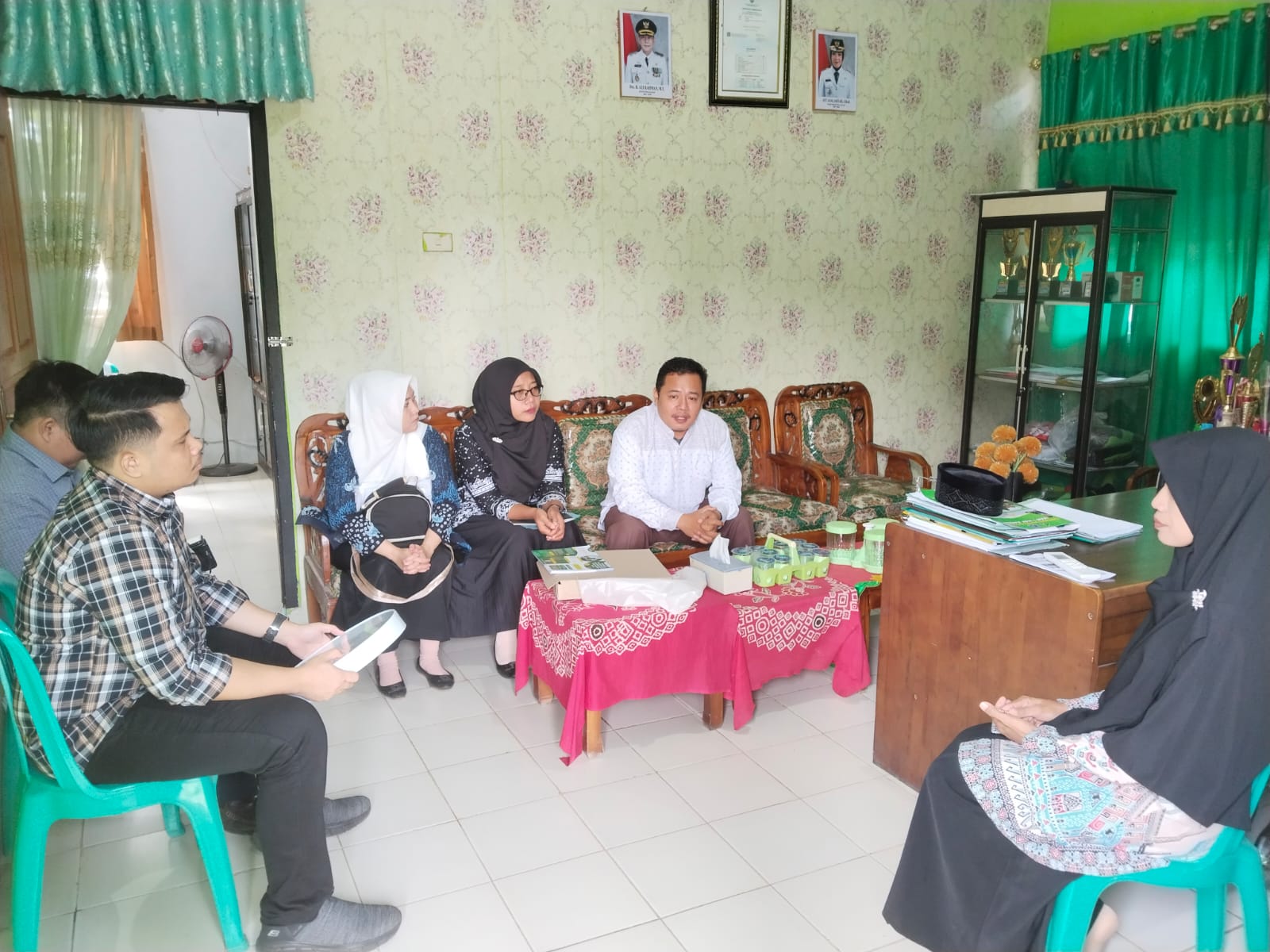 Membangun Jembatan Akademik antara Madrasah dan Perguruan Tinggi: Sosialisasi PMB Prodi IAT UIN RIL di MAN 1 Way Kanan