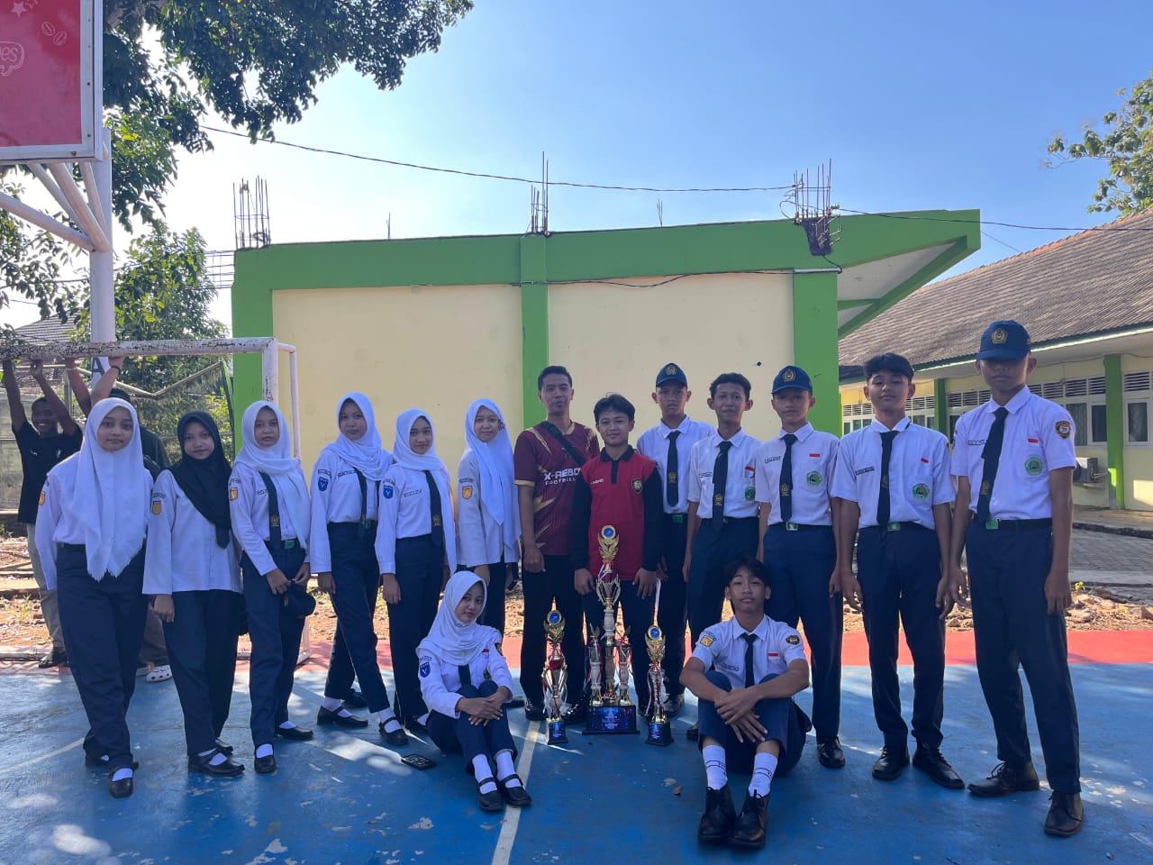Paskibra MTsN 1 Bandar Lampung Raih Prestasi Gemilang di Ajang Magnificent 6.0 SMA Negeri 9 Bandar Lampung