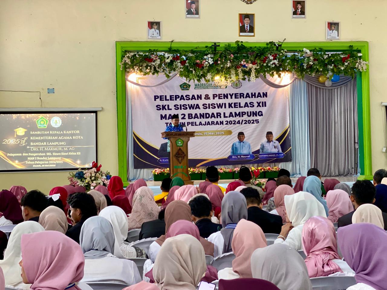 Kepala Kemenag Kota Bandar Lampung Hadiri Acara Pelepasan dan Penyerahan SKL Siswa-Siswi Kelas XII MAN 2 Bandar Lampung