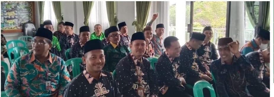 Kepala MIN 3 Way Kanan Hadiri Rapat Koordinasi dan Rapat Haji 2025 di Kemenag Way Kanan